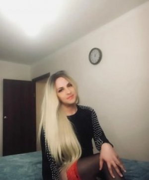 Транссексуалка Валерия